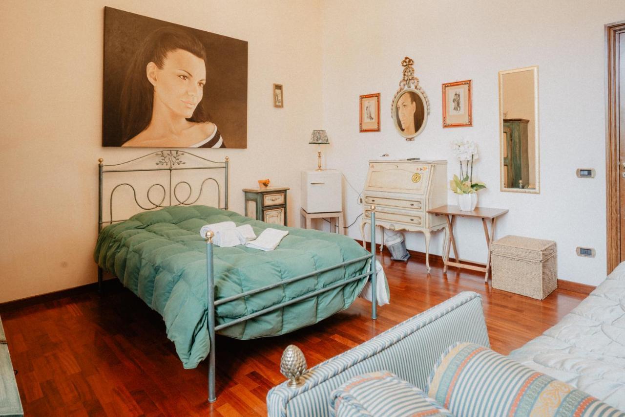 Villa Luigi XVI Таранто Екстер'єр фото