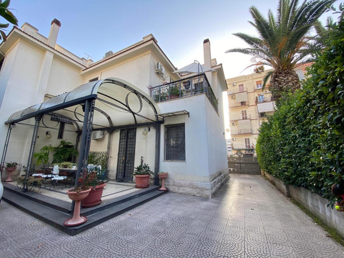 Villa Luigi XVI Таранто Екстер'єр фото