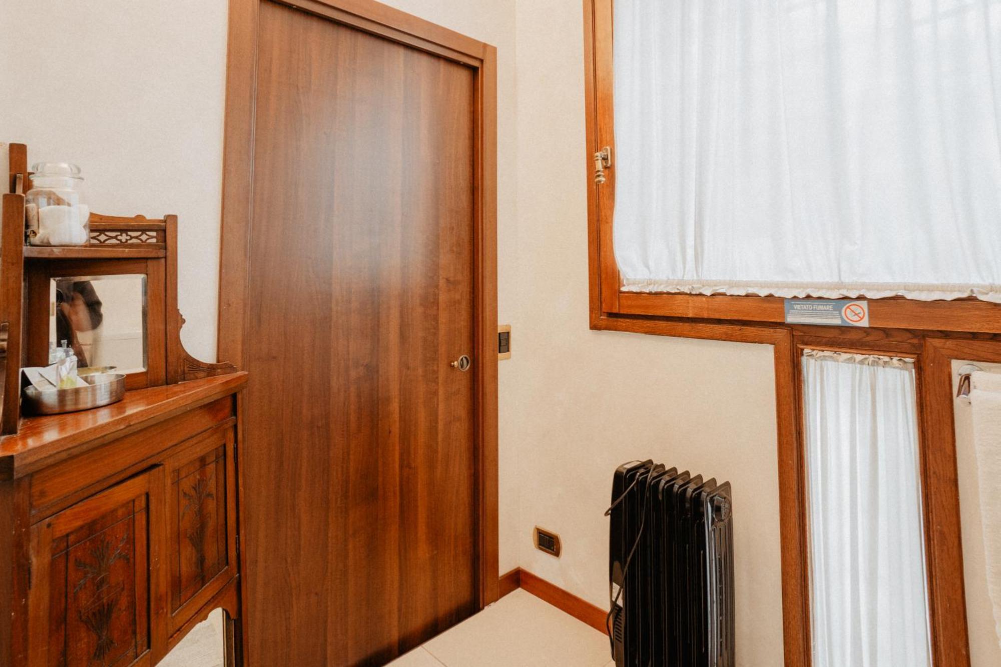 Villa Luigi XVI Таранто Екстер'єр фото