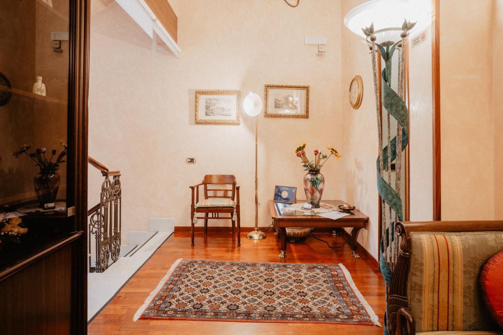 Villa Luigi XVI Таранто Екстер'єр фото